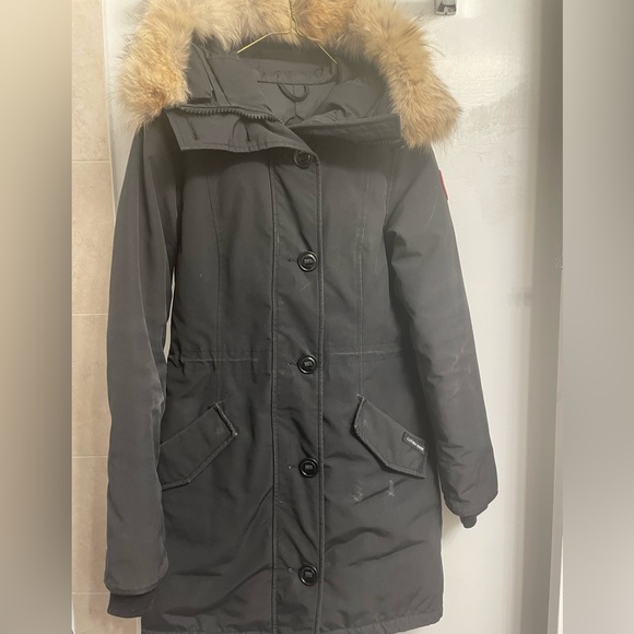Canada Goose Jackets & Blazers - Women’s Small Canada Goose Roseclair Parka Coat